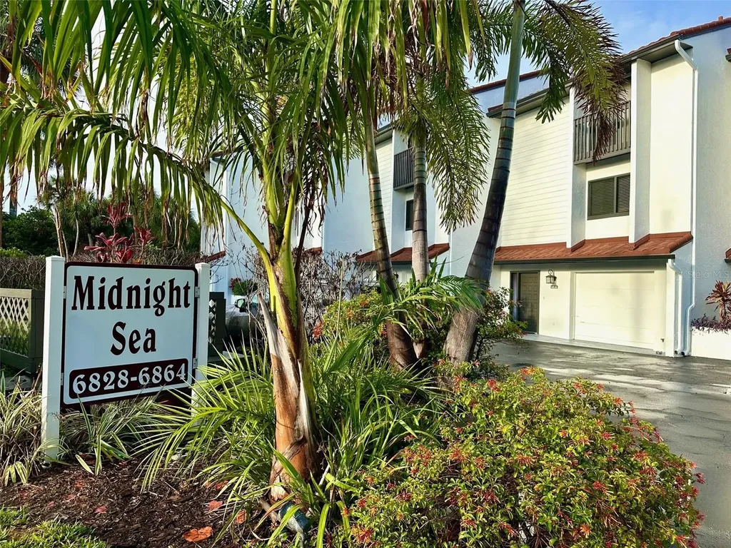 6840 Midnight Pass Road Sarasota FL 34242