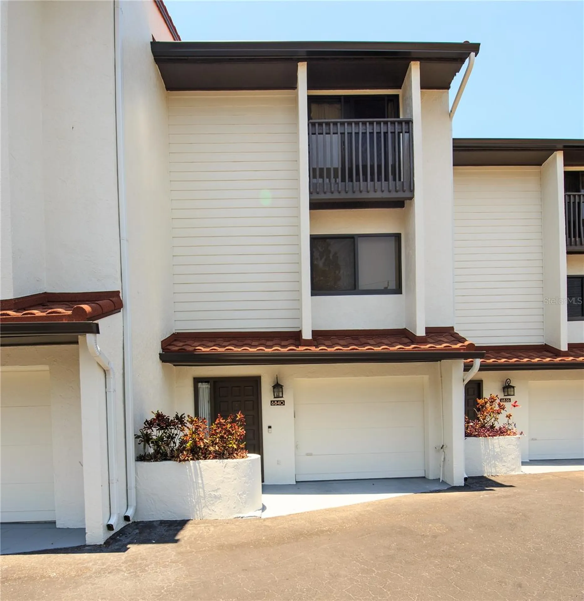 6840 Midnight Pass Road Sarasota FL 34242