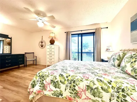 6840 Midnight Pass Road Sarasota FL 34242