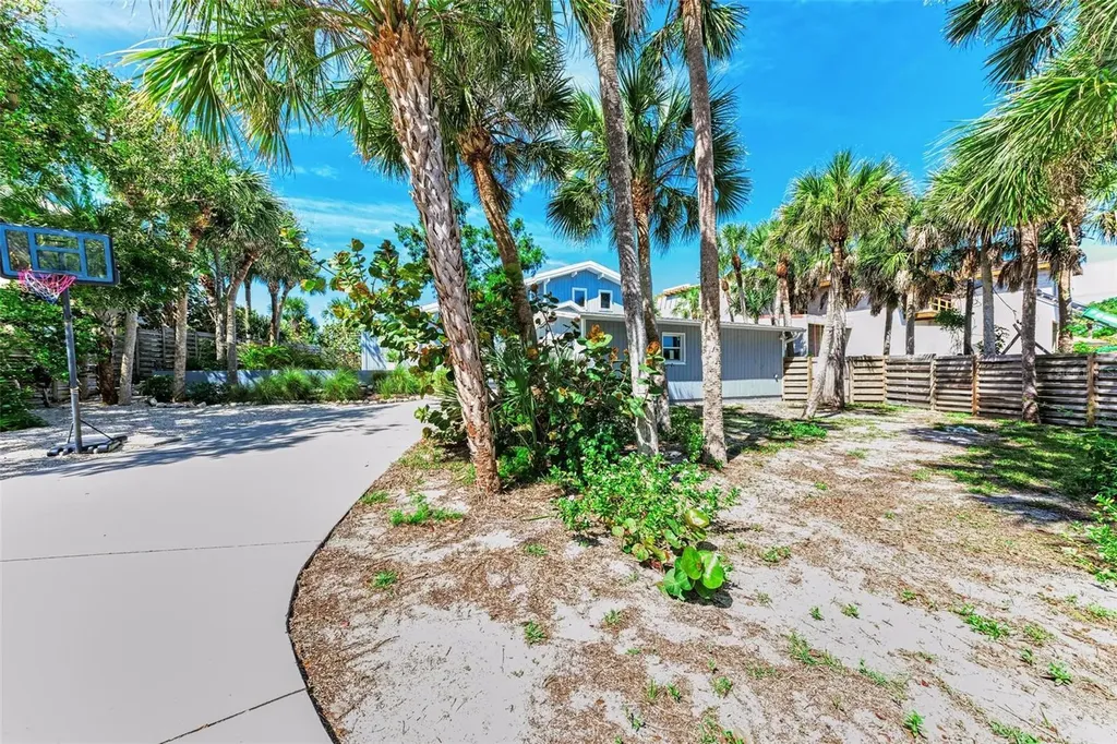 8270 Manasota Key Road Englewood FL 34223