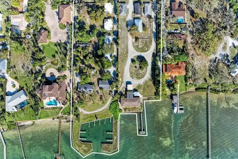 1645 & 1649 Bayshore Road Nokomis FL 34275