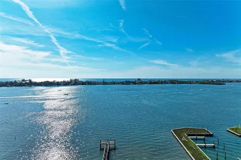 1645 & 1649 Bayshore Road Nokomis FL 34275