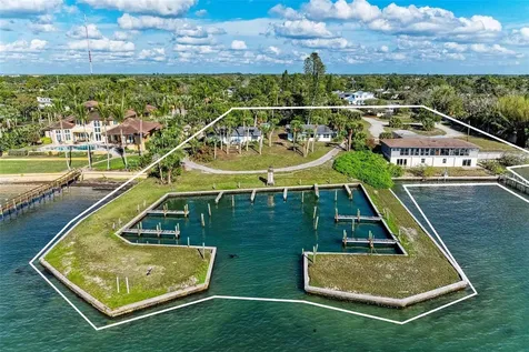 1645 & 1649 Bayshore Road Nokomis FL 34275