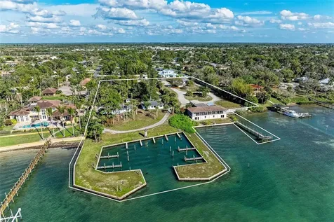 1645 & 1649 Bayshore Road Nokomis FL 34275