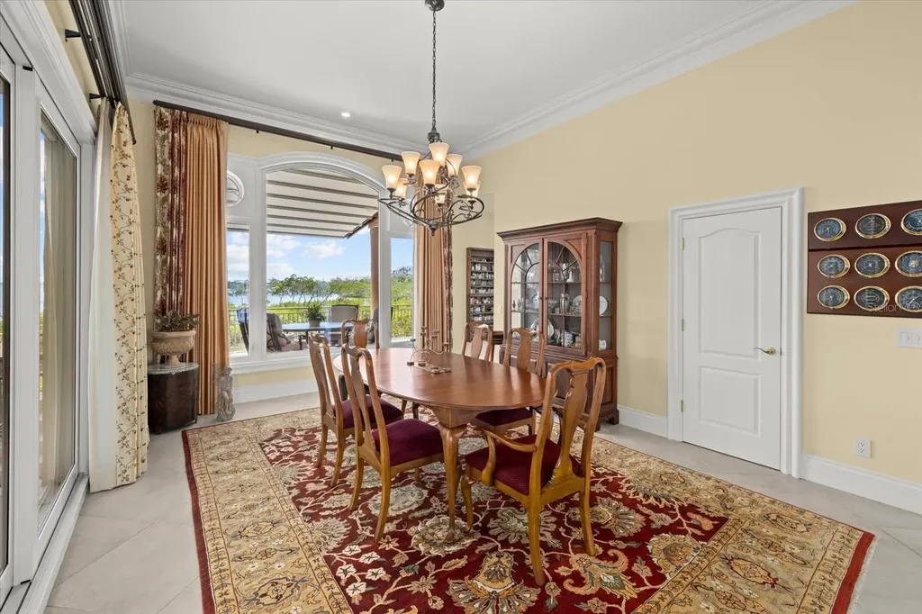 1364 Point Crisp Road Sarasota FL 34242