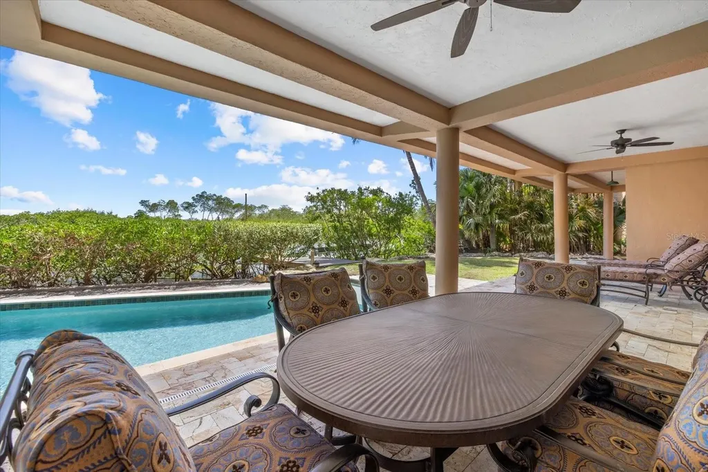 1364 Point Crisp Road Sarasota FL 34242