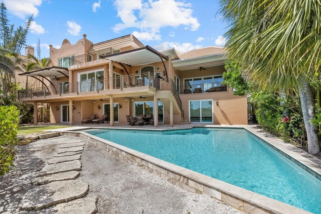 1364 Point Crisp Road Sarasota FL 34242