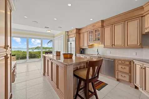 1364 Point Crisp Road Sarasota FL 34242