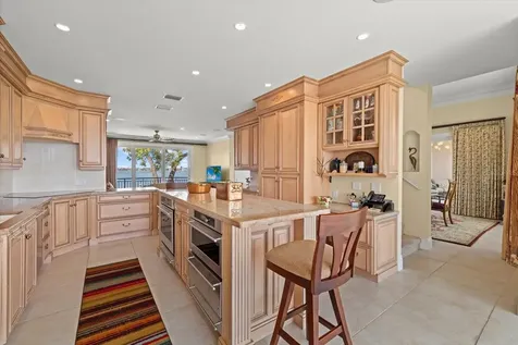 1364 Point Crisp Road Sarasota FL 34242
