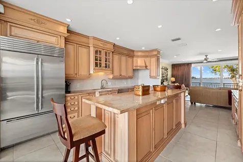 1364 Point Crisp Road Sarasota FL 34242