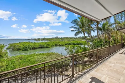 1364 Point Crisp Road Sarasota FL 34242