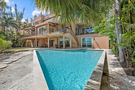 1364 Point Crisp Road Sarasota FL 34242