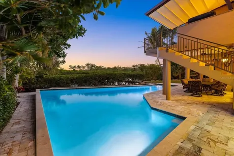 1364 Point Crisp Road Sarasota FL 34242
