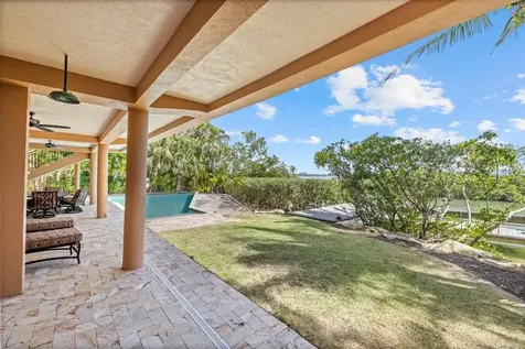 1364 Point Crisp Road Sarasota FL 34242