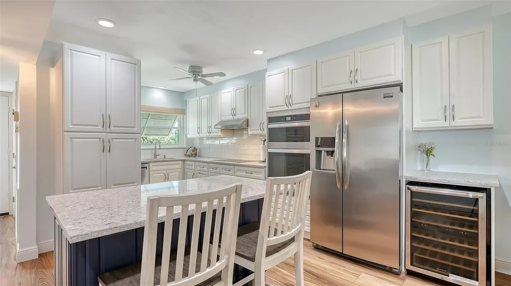 4234 Gulf Of Mexico Drive Longboat Key FL 34228