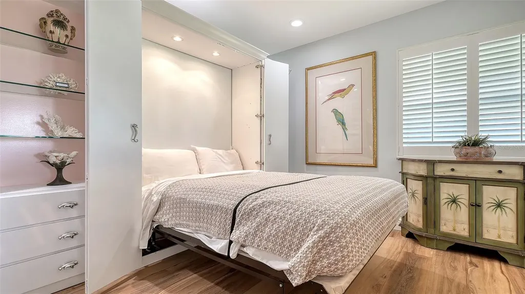 4234 Gulf Of Mexico Drive Longboat Key FL 34228