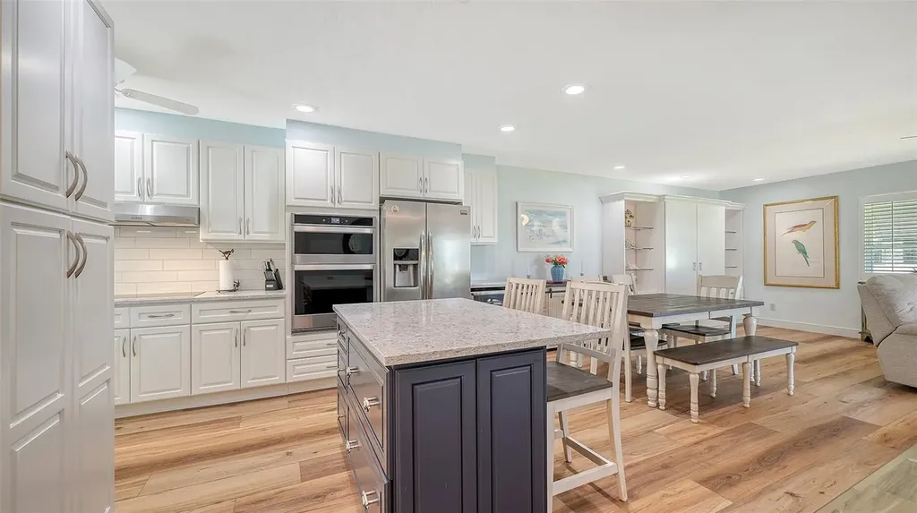 4234 Gulf Of Mexico Drive Longboat Key FL 34228