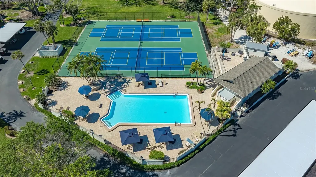 4234 Gulf Of Mexico Drive Longboat Key FL 34228