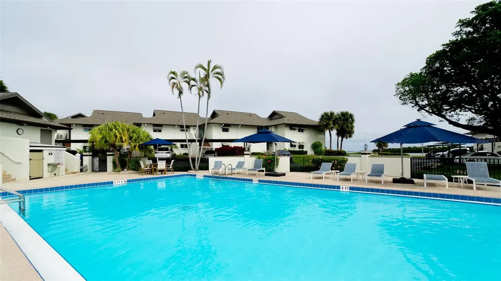 4234 Gulf Of Mexico Drive Longboat Key FL 34228