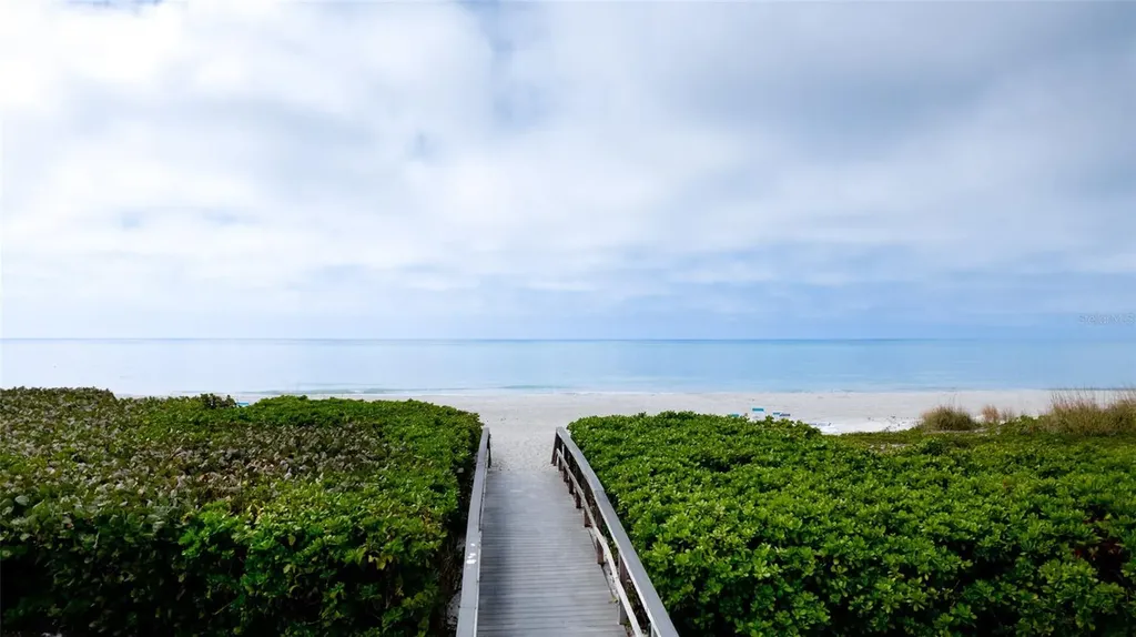 4234 Gulf Of Mexico Drive Longboat Key FL 34228