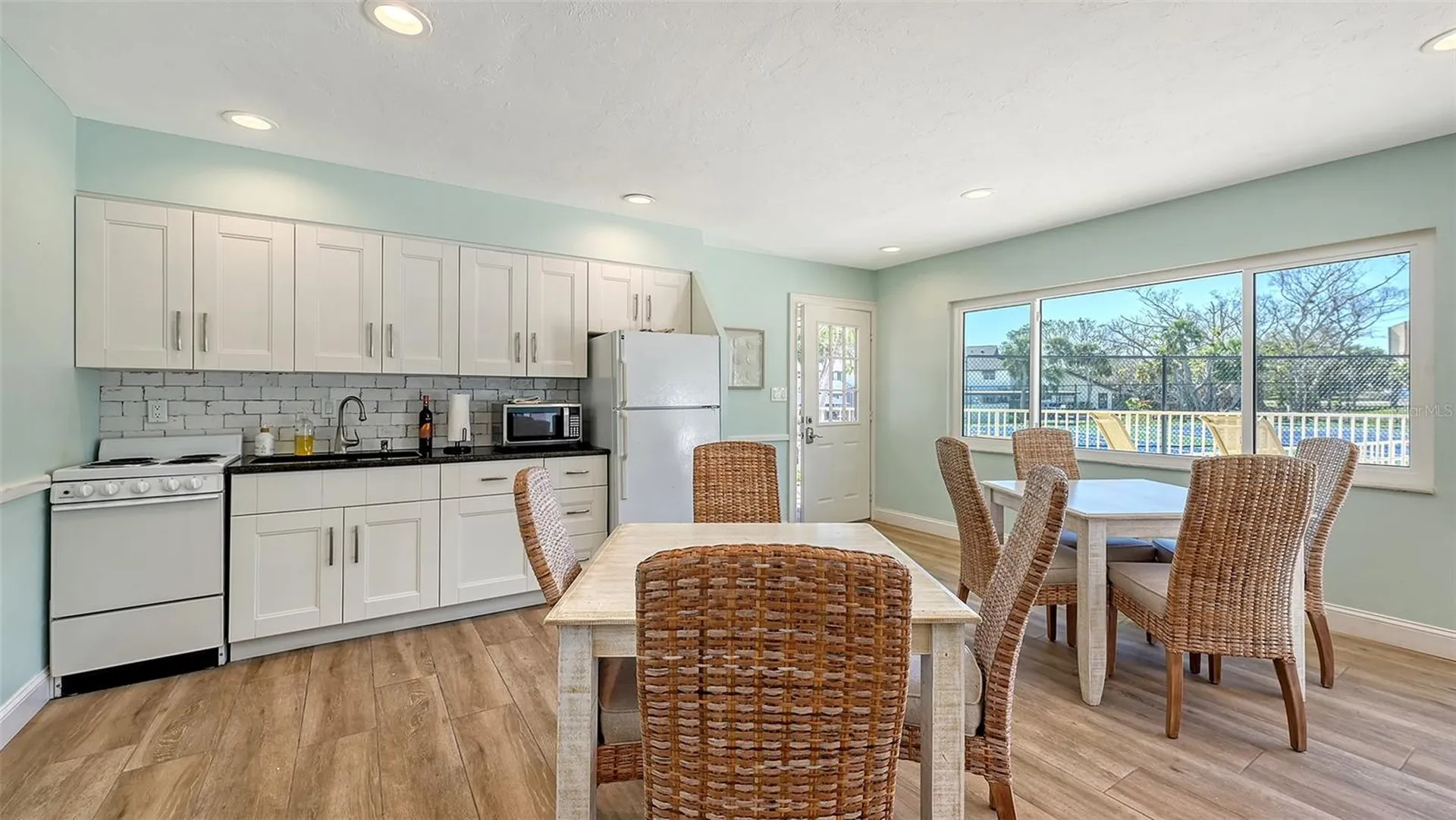 4234 Gulf Of Mexico Drive Longboat Key FL 34228