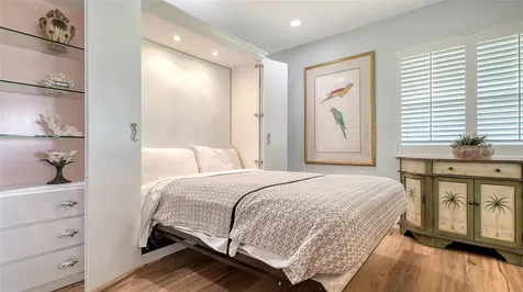 4234 Gulf Of Mexico Drive Longboat Key FL 34228
