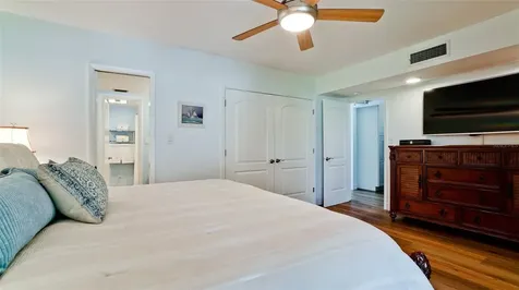 4234 Gulf Of Mexico Drive Longboat Key FL 34228