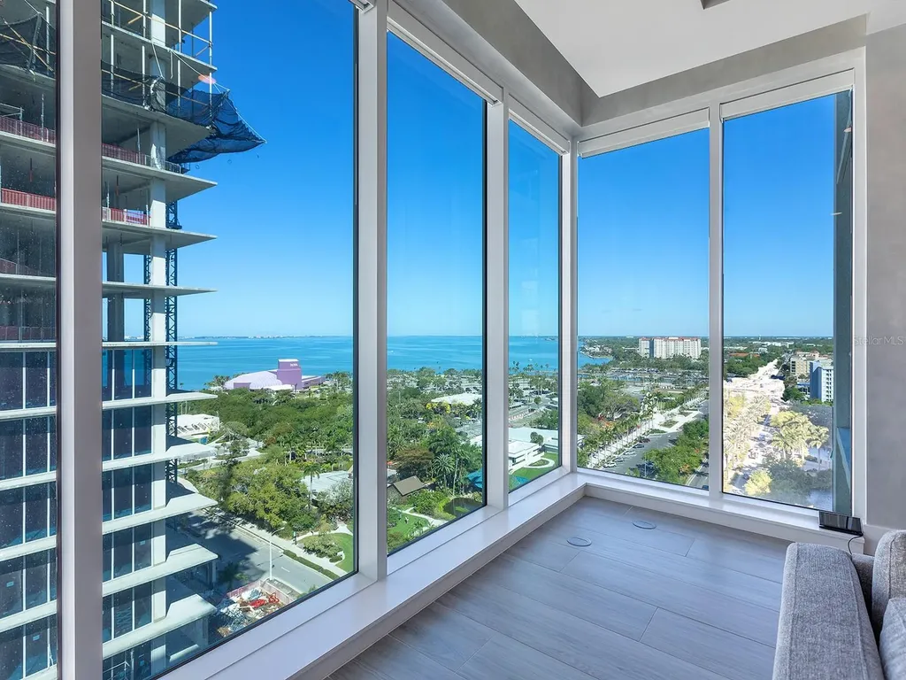 540 N Tamiami Trail Sarasota FL 34236