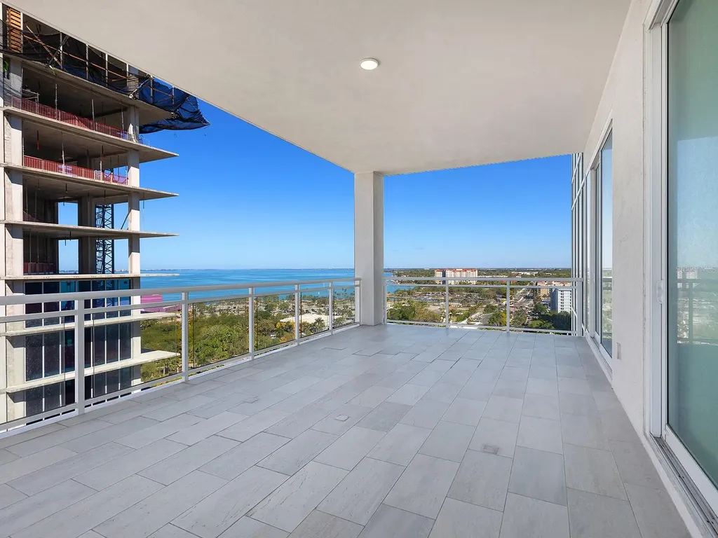 540 N Tamiami Trail Sarasota FL 34236