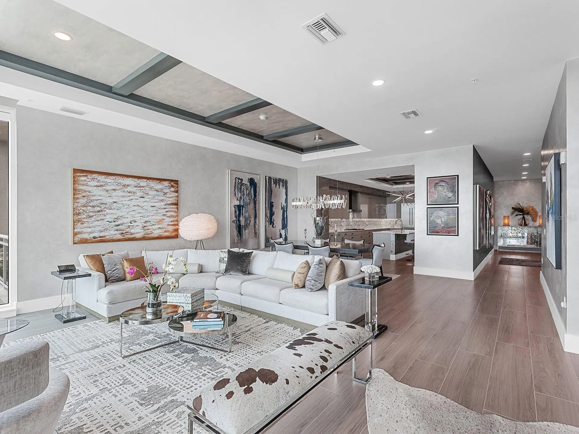 540 N Tamiami Trail Sarasota FL 34236