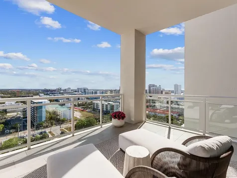 540 N Tamiami Trail Sarasota FL 34236