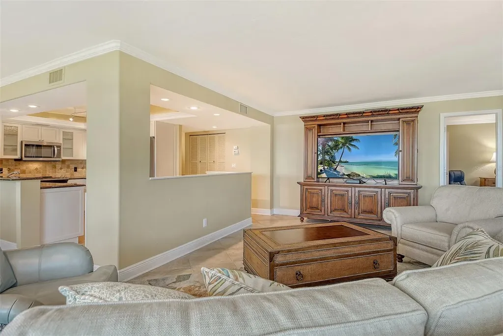 8779 Midnight Pass Road Sarasota FL 34242