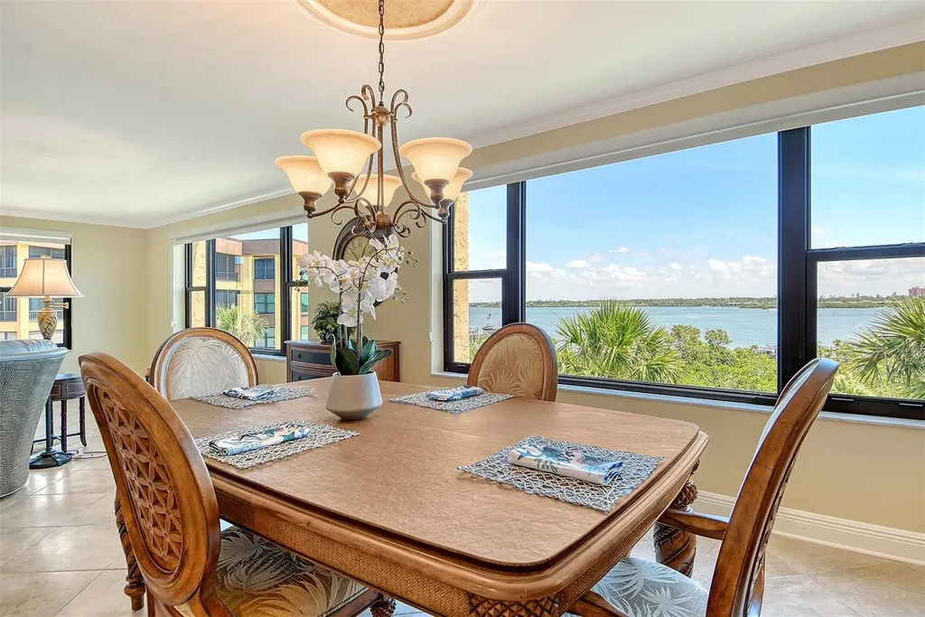 8779 Midnight Pass Road Sarasota FL 34242