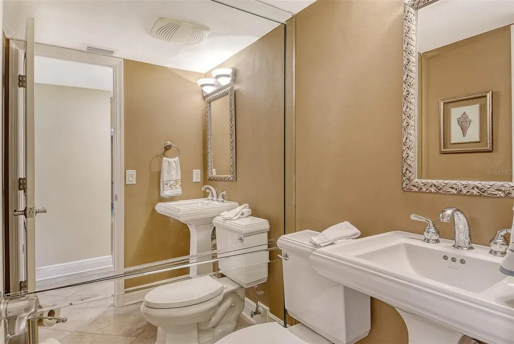 8779 Midnight Pass Road Sarasota FL 34242