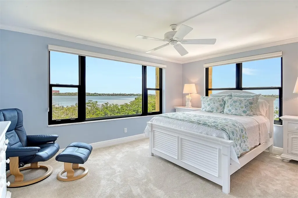 8779 Midnight Pass Road Sarasota FL 34242