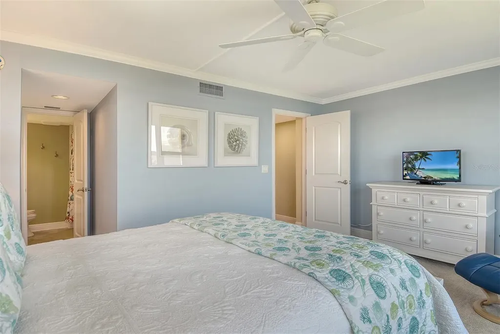 8779 Midnight Pass Road Sarasota FL 34242