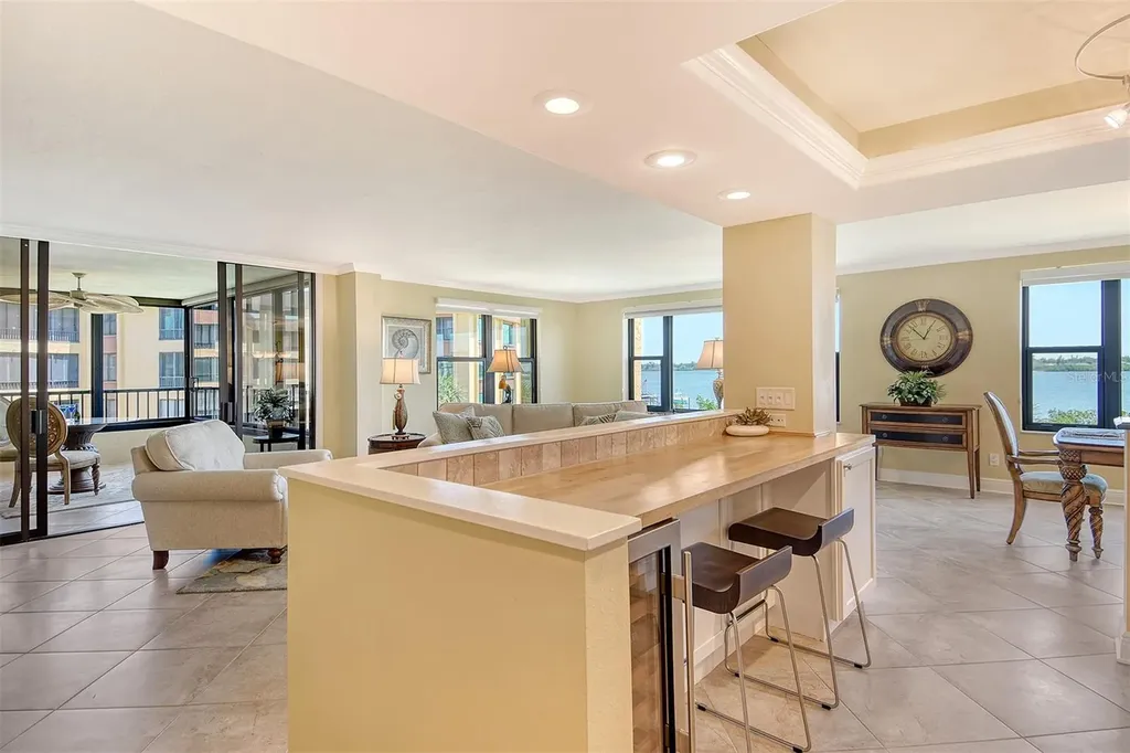 8779 Midnight Pass Road Sarasota FL 34242