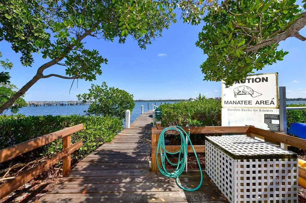 8779 Midnight Pass Road Sarasota FL 34242