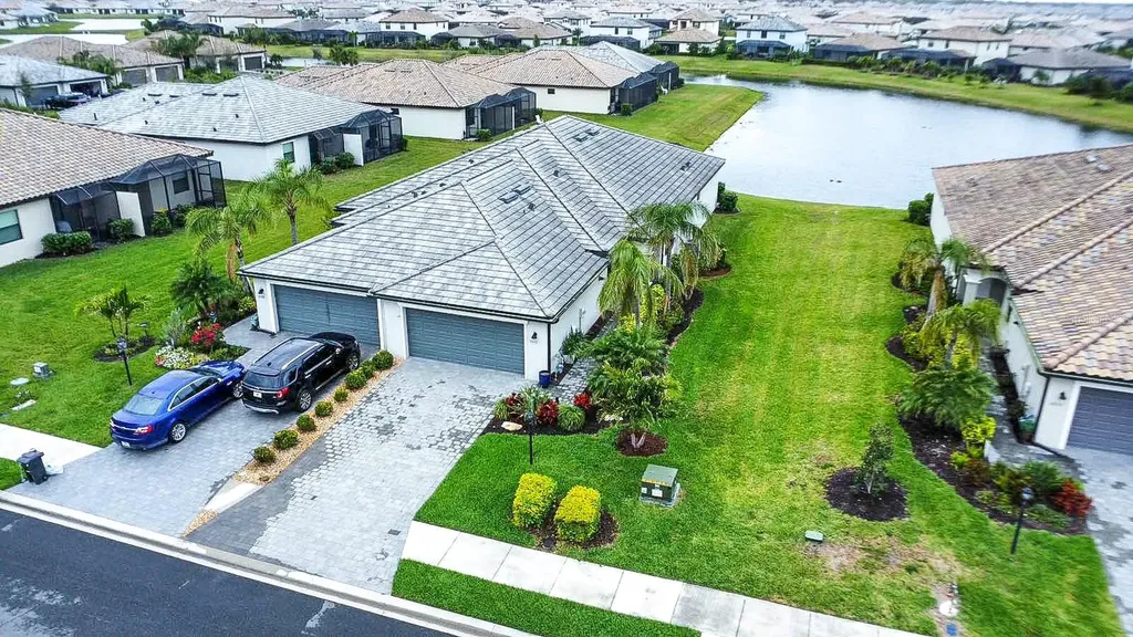 16111 Sunny Day Drive Bradenton FL 34211