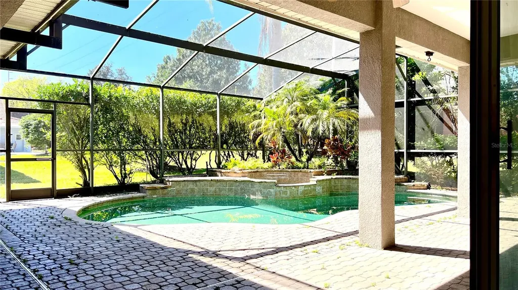 8854 Oak Landings Court Orlando FL 32836