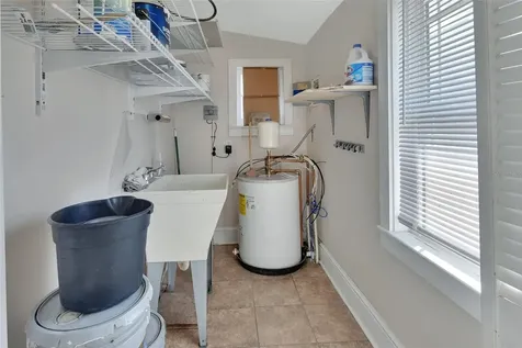 615 N Palmetto Court Deland FL 32720