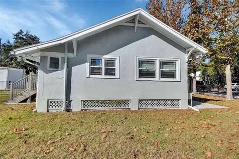 615 N Palmetto Court Deland FL 32720