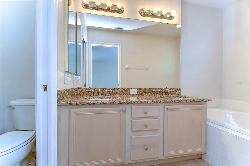 8907 Ashford Gables Tampa FL 33626