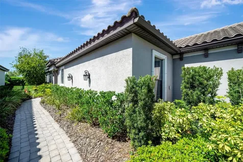 4614 Alexandria Court Palmetto FL 34221