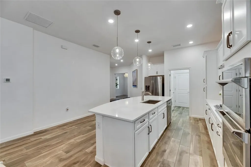 407 Sandsend Court Apollo Beach FL 33572