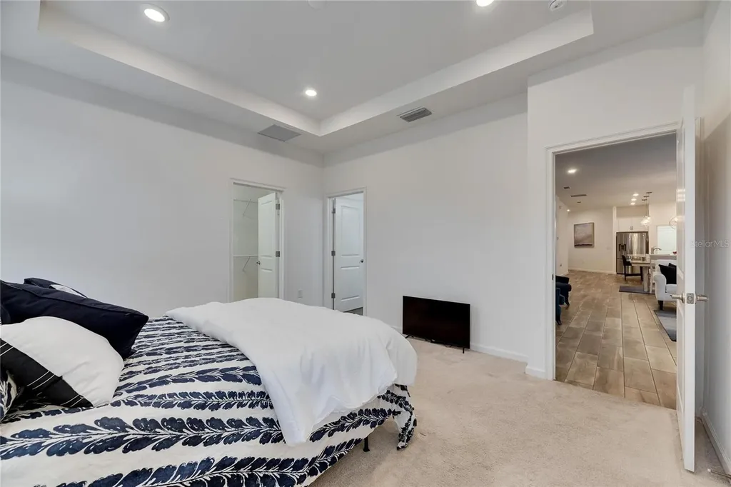 407 Sandsend Court Apollo Beach FL 33572