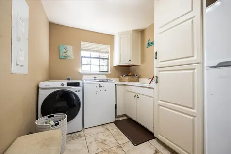 13414 NW 19th Place Gainesville FL 32606