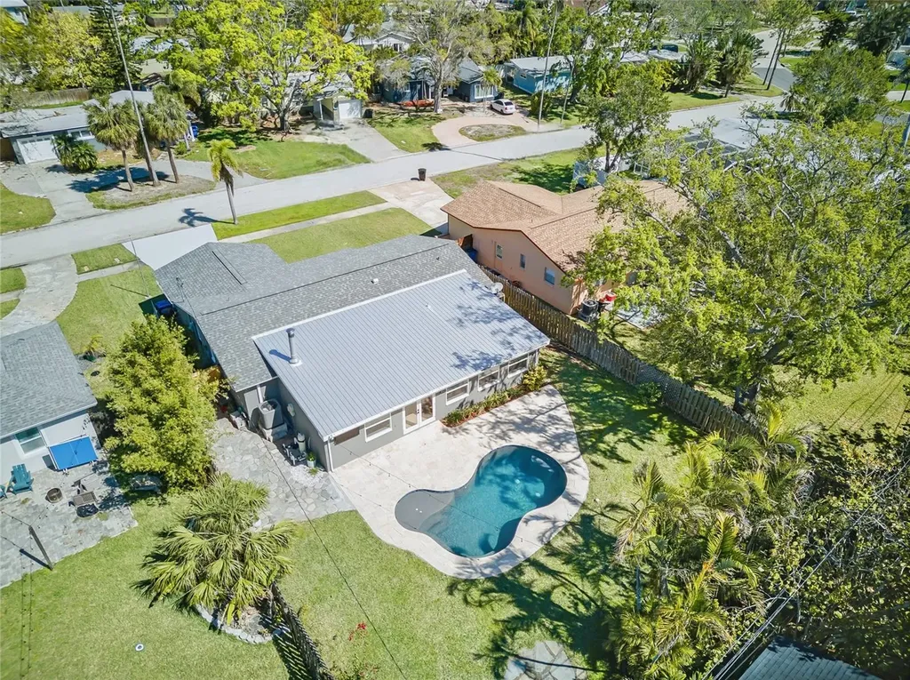 1842 Oklahoma Avenue NE St Petersburg FL 33703