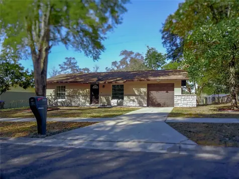 1442 S Hawthorne Avenue Apopka FL 32703