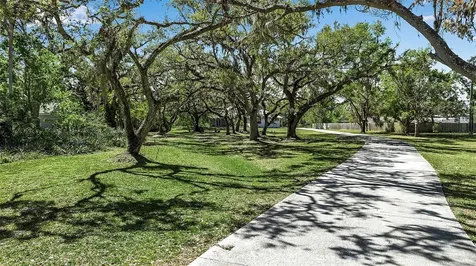 6510 24th Avenue E Bradenton FL 34208